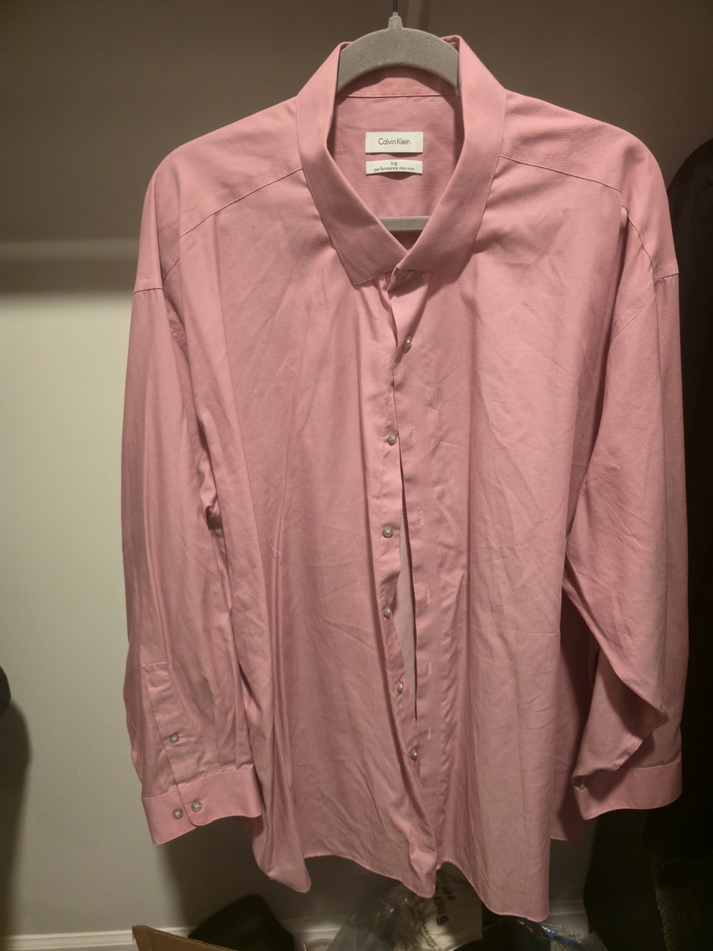 Calvin Klein Men's Light Pink Long-Sleeve Dress Shirt
